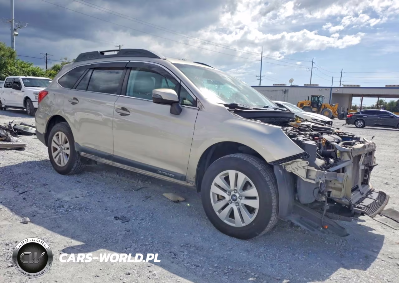 2016 Subaru Outback 2.5I Premium VIN:4S4BSBFC5G3212798 - 4