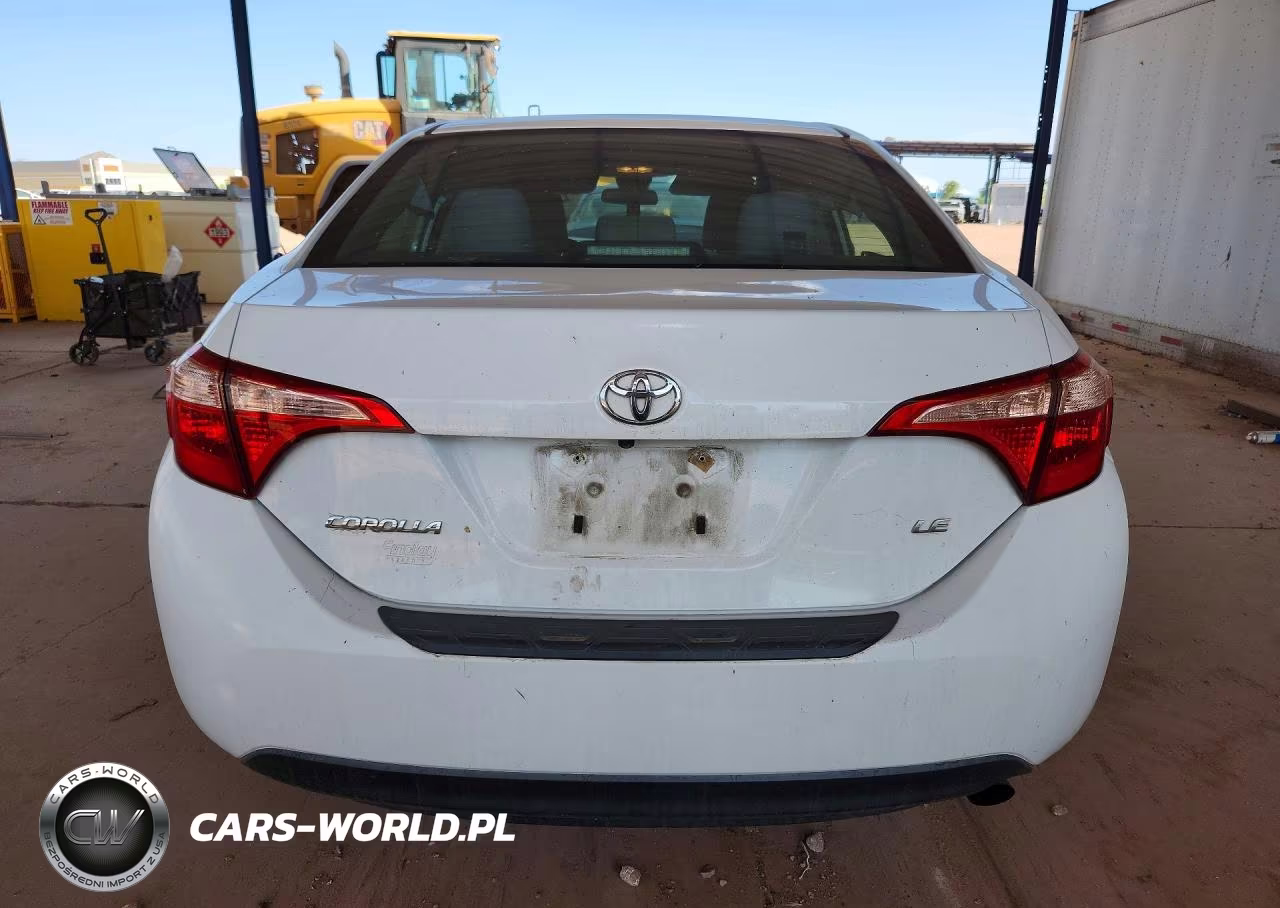 2017 Toyota Corolla Le VIN:2T1BURHE5HC821940 - 6