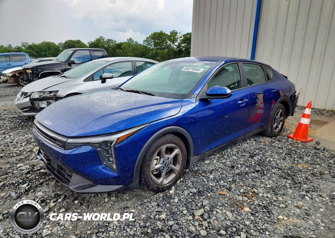 2025 Kia K4 Lxs VIN:3KPFT4DE8SE161205 - 1