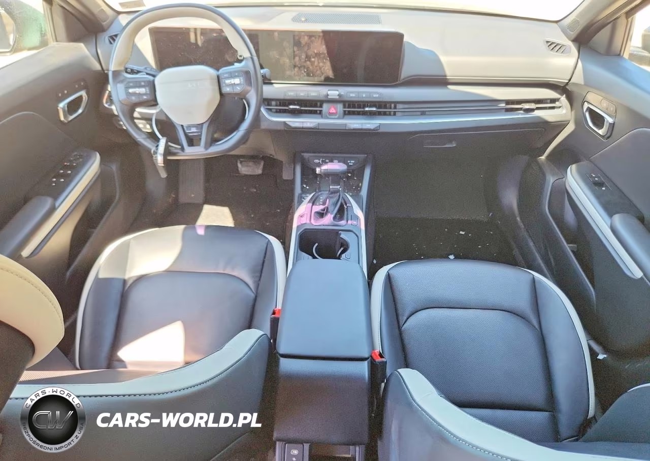 2025 Kia K4 Gt Line VIN:3KPFW4DE7SE163194 - 8