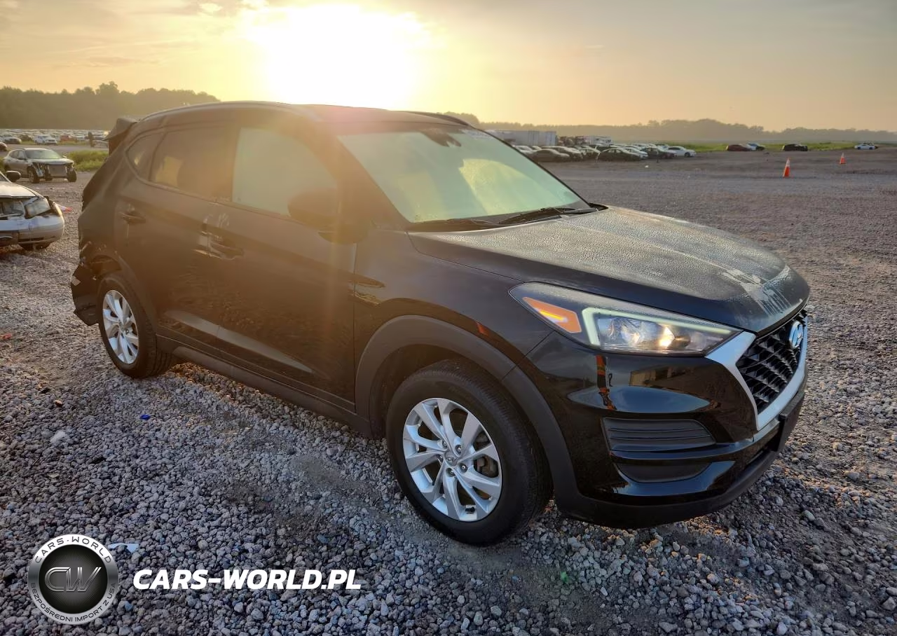2019 Hyundai Tucson Value VIN:KM8J3CA47KU893550 - 4