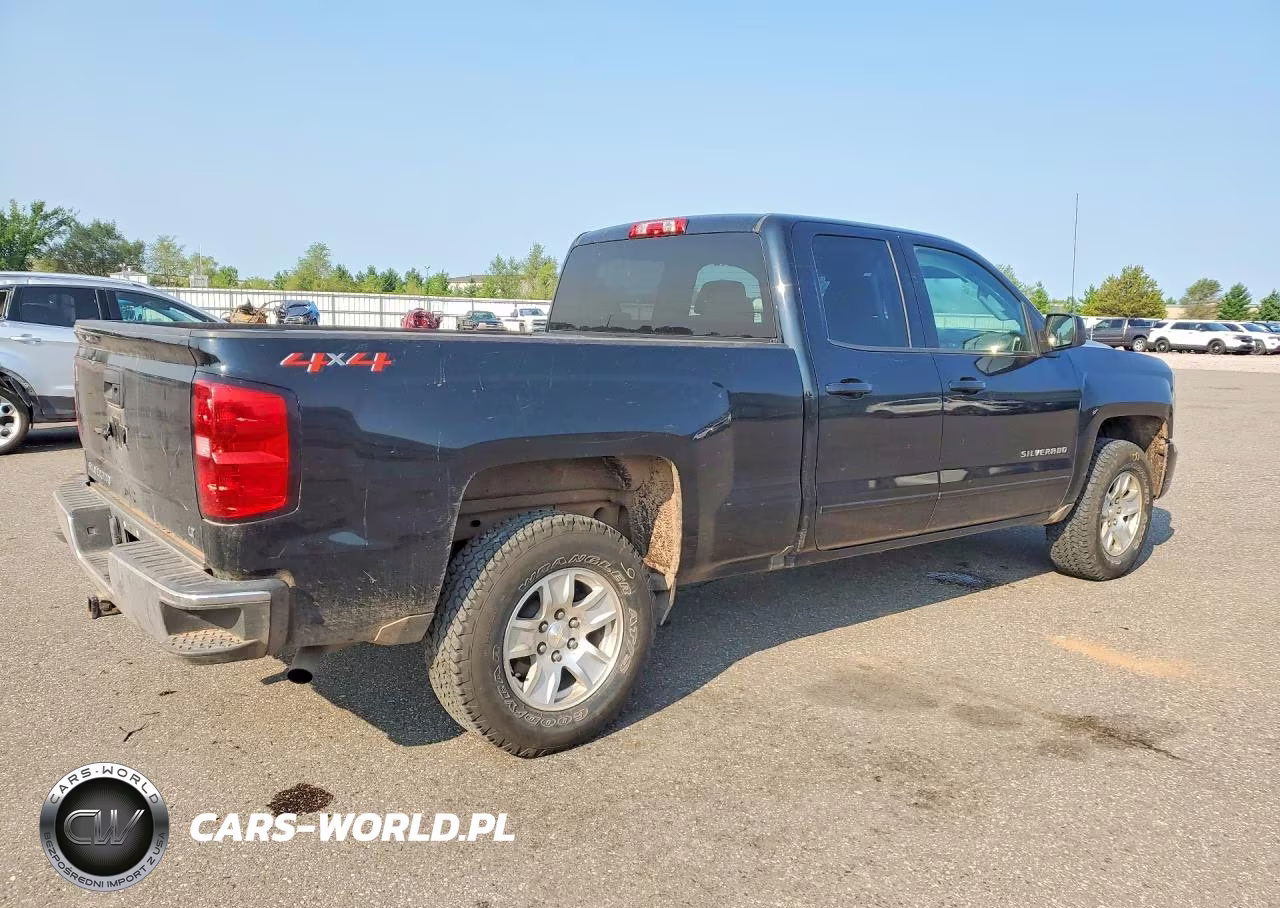 2018 Chevrolet Silverado K1500 Lt VIN:2GCVKREC3J1108433 - 3