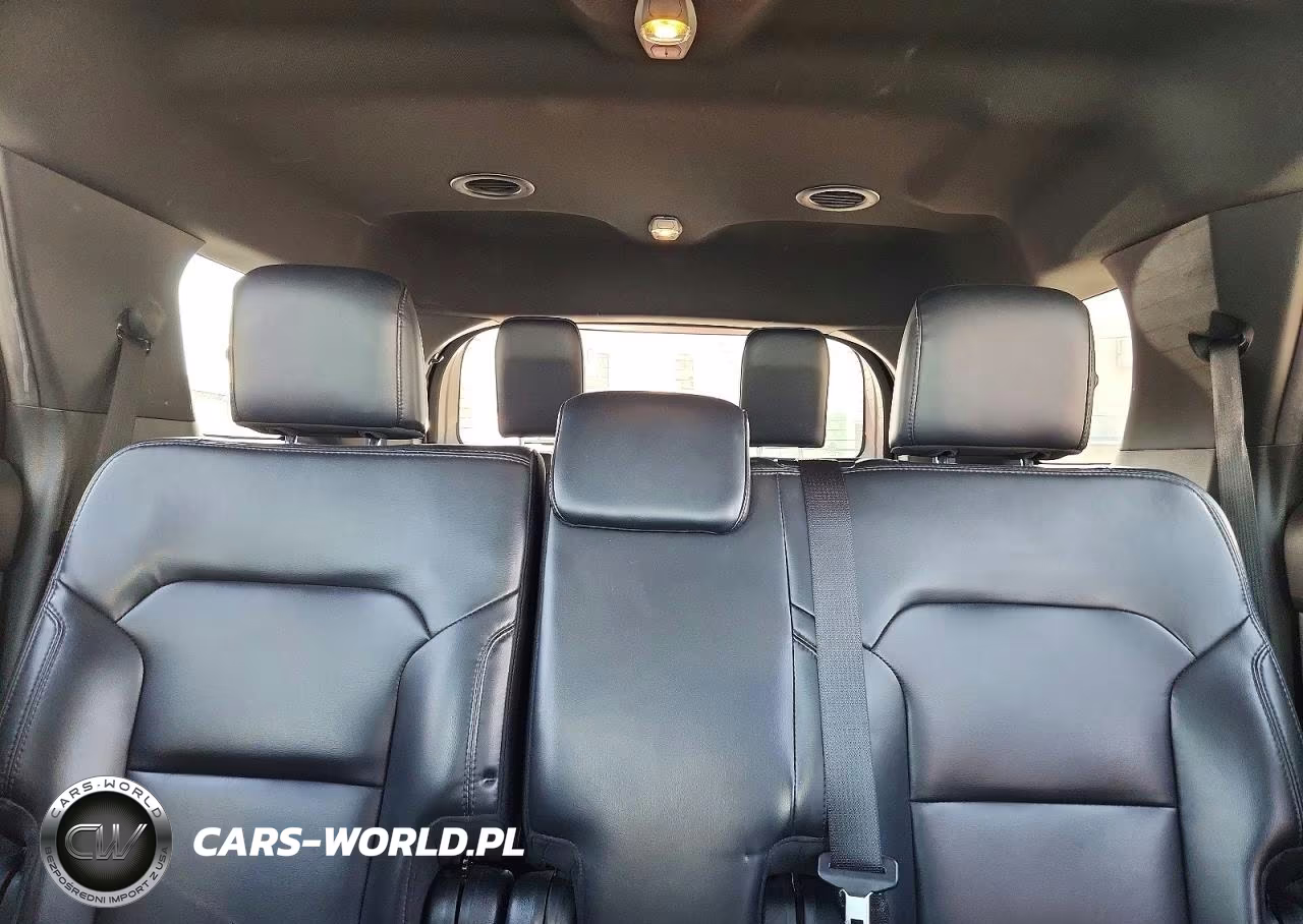 2019 Ford Explorer Xlt VIN:1FM5K8D8XKGB37421 - 10