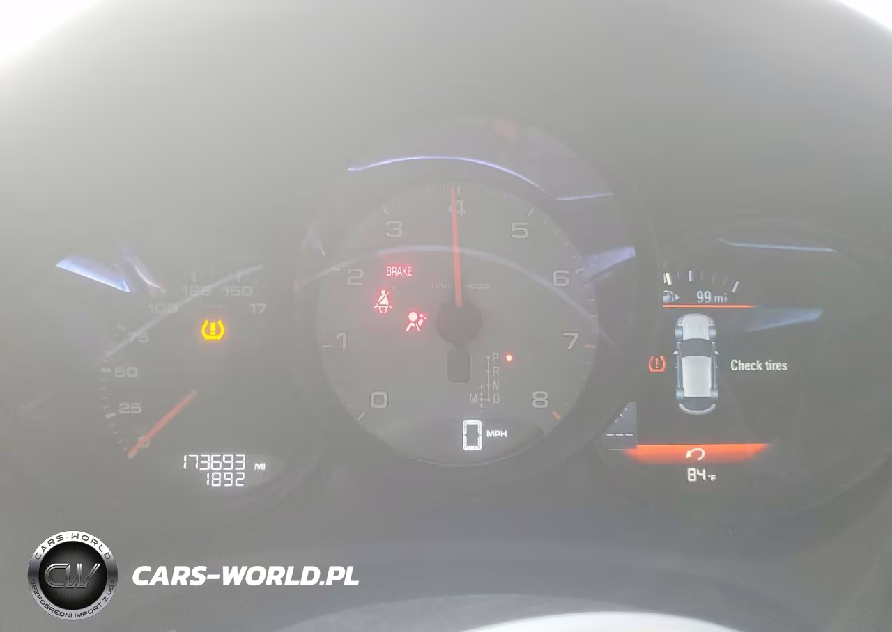 2018 Porsche Macan S VIN:WP1AB2A50JLB38141 - 9