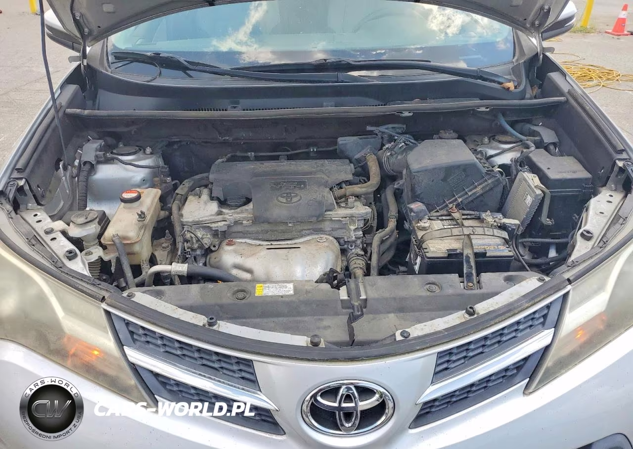 2015 Toyota Rav4 Xle VIN:JTMWFREVXFJ056404 - 12