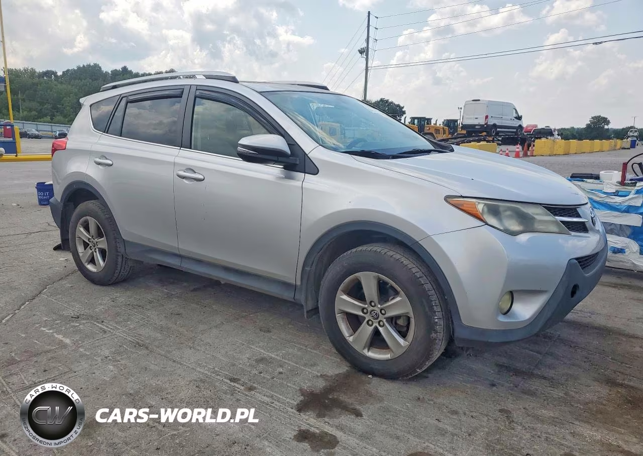 2015 Toyota Rav4 Xle VIN:JTMWFREVXFJ056404 - 4