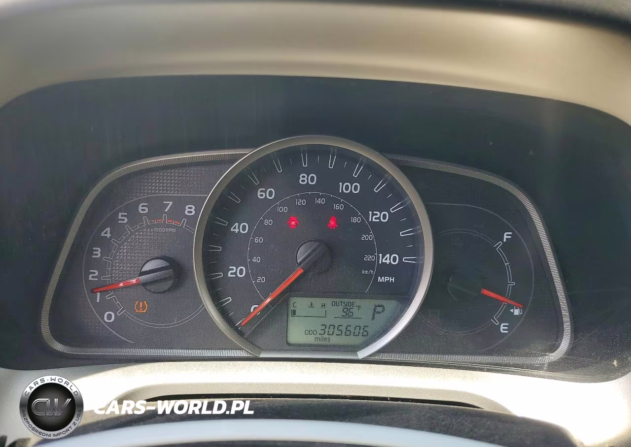 2015 Toyota Rav4 Xle VIN:JTMWFREVXFJ056404 - 9