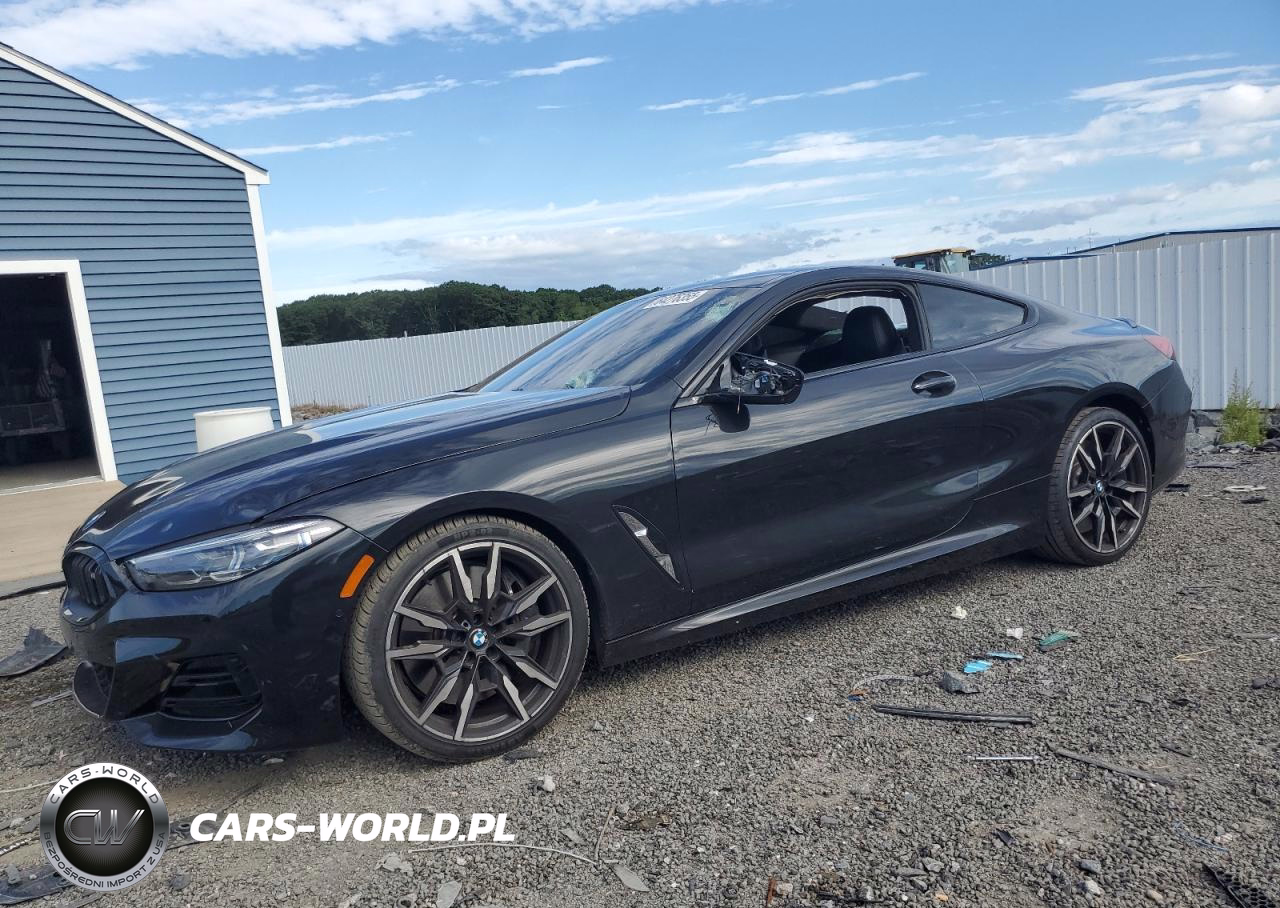 2024 BMW Motorrad M850Xi