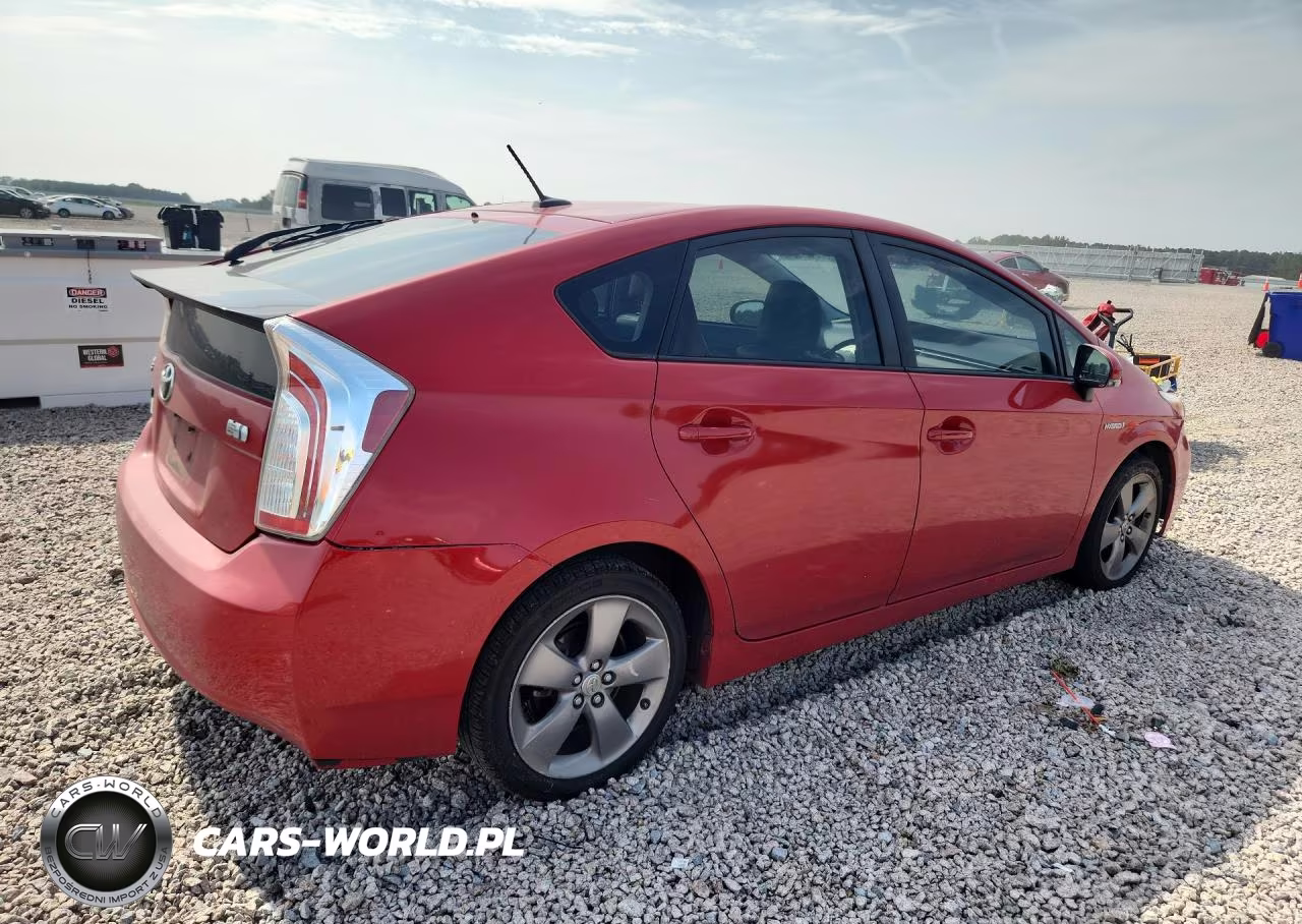 2015 Toyota Prius Persona Series VIN:JTDKN3DU4F0421897 - 3