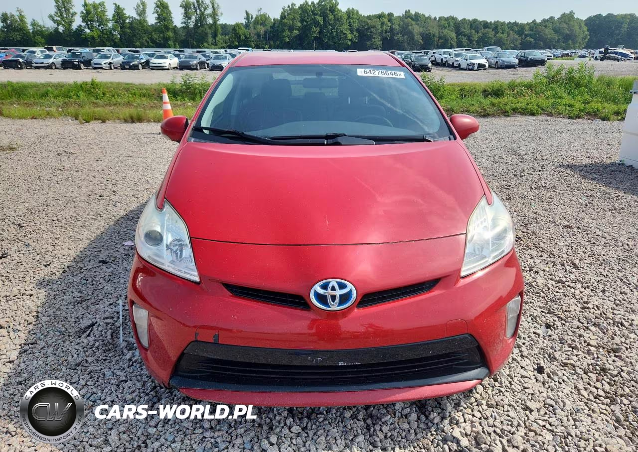 2015 Toyota Prius Persona Series VIN:JTDKN3DU4F0421897 - 5