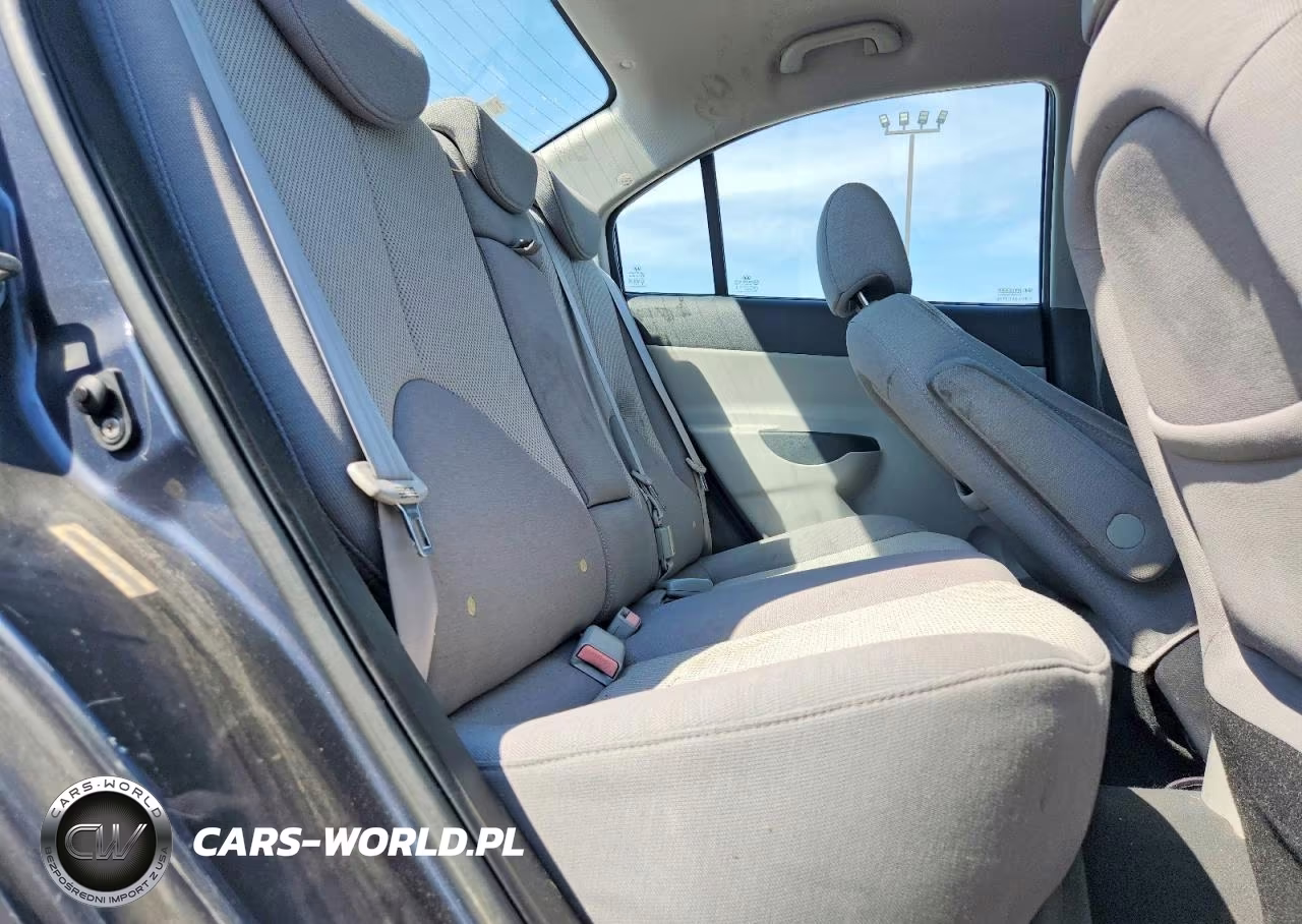 2008 Hyundai Accent Gls VIN:KMHCN46CX8U243810 - 10