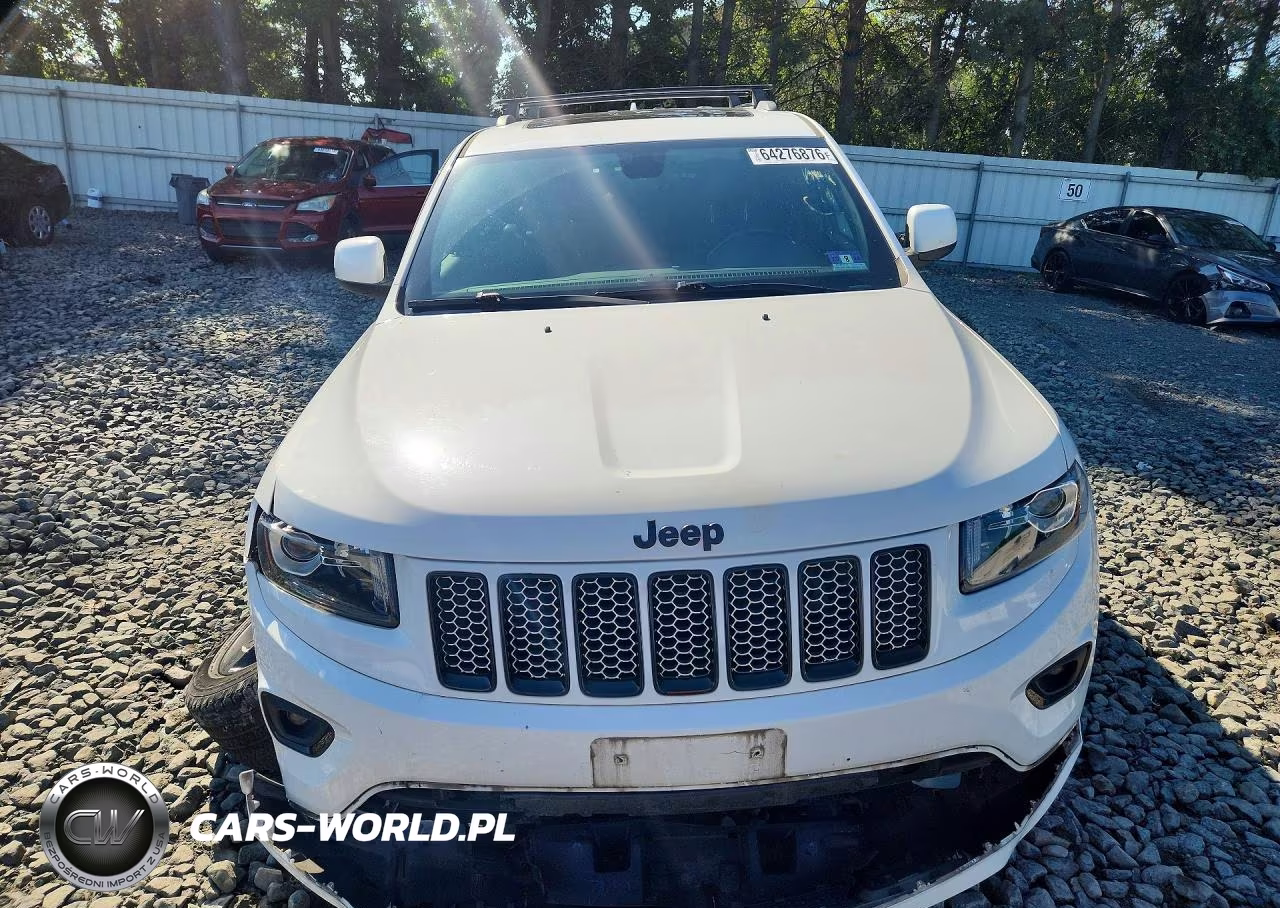 2015 Jeep Grand Cherokee Laredo VIN:1C4RJFAG1FC918298 - 5