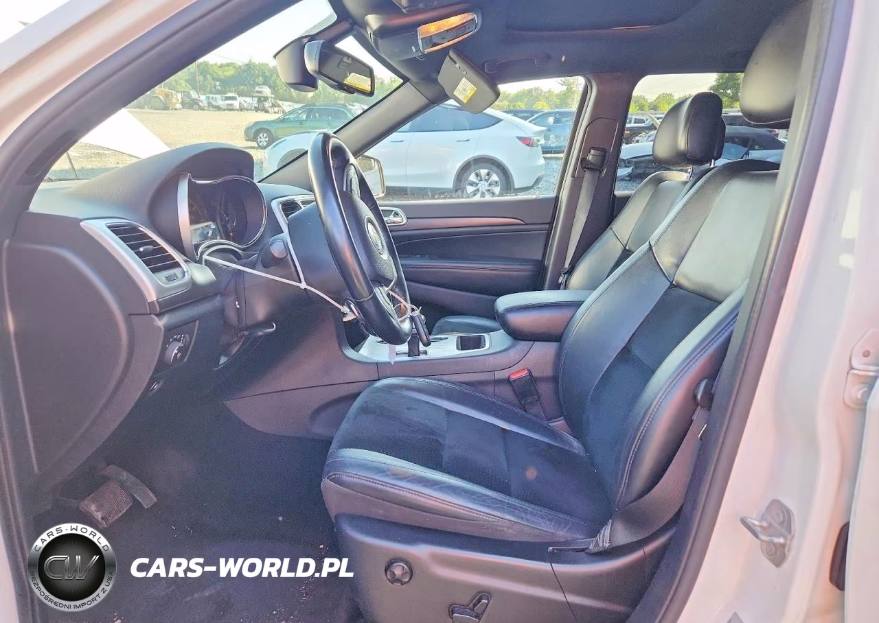 2015 Jeep Grand Cherokee Laredo VIN:1C4RJFAG1FC918298 - 7