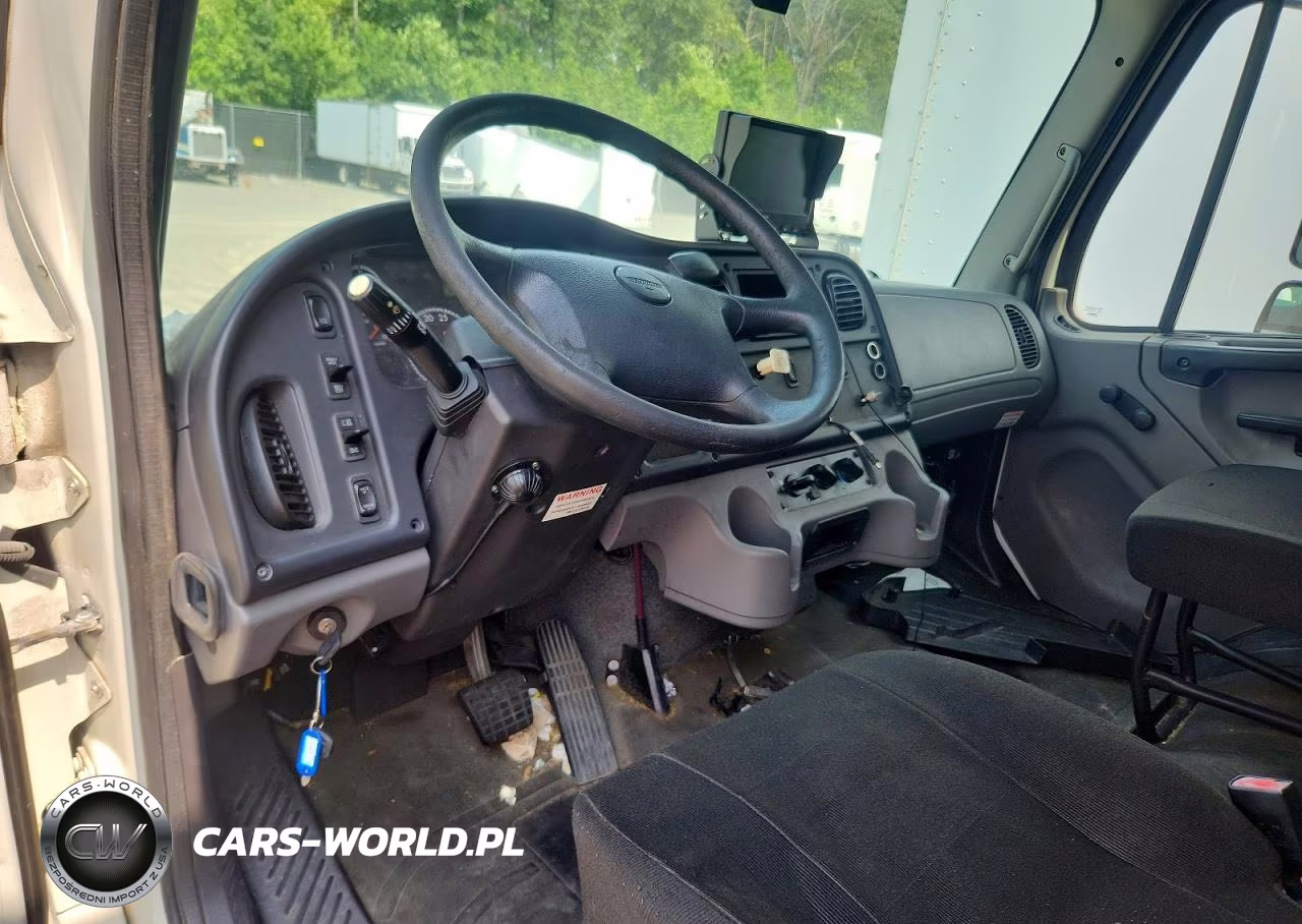 2014 Freightliner Business Class M2 Box Truck VIN:1FVACWDT2EHFS9338 - 8