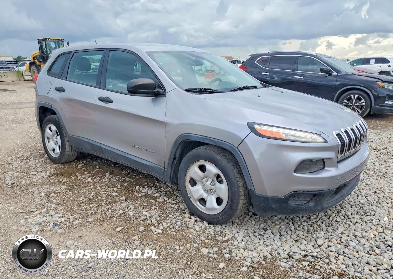 2015 Jeep Cherokee Sport VIN:1C4PJLAB1FW579213 - 4