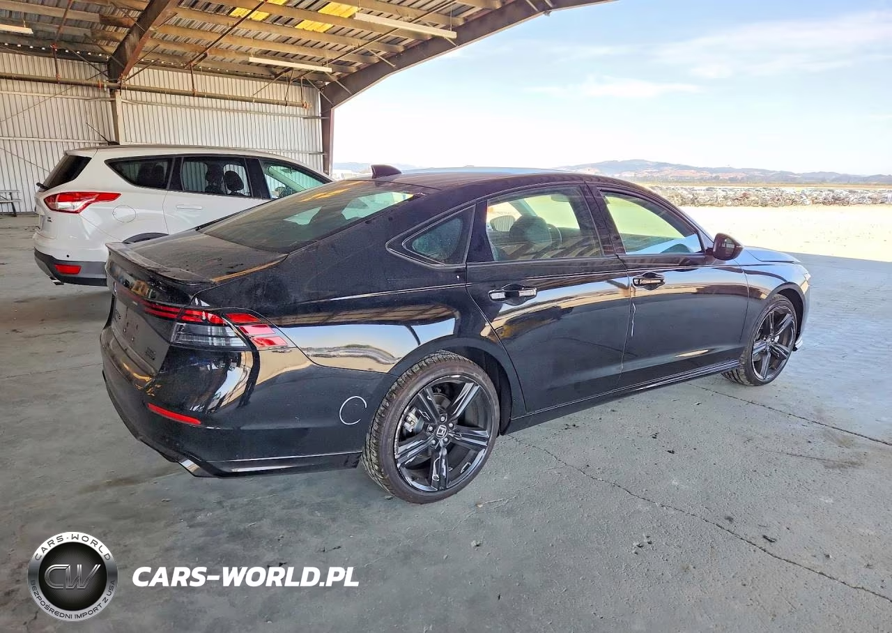 2026 Honda Accord Hybrid Sport-L VIN:1HGCY2F70TA011814 - 3