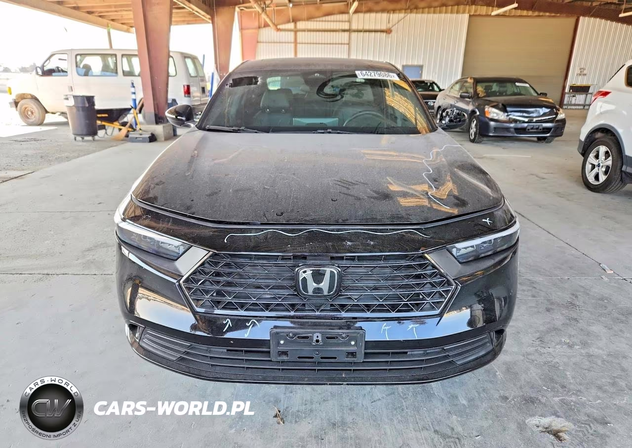 2026 Honda Accord Hybrid Sport-L VIN:1HGCY2F70TA011814 - 5