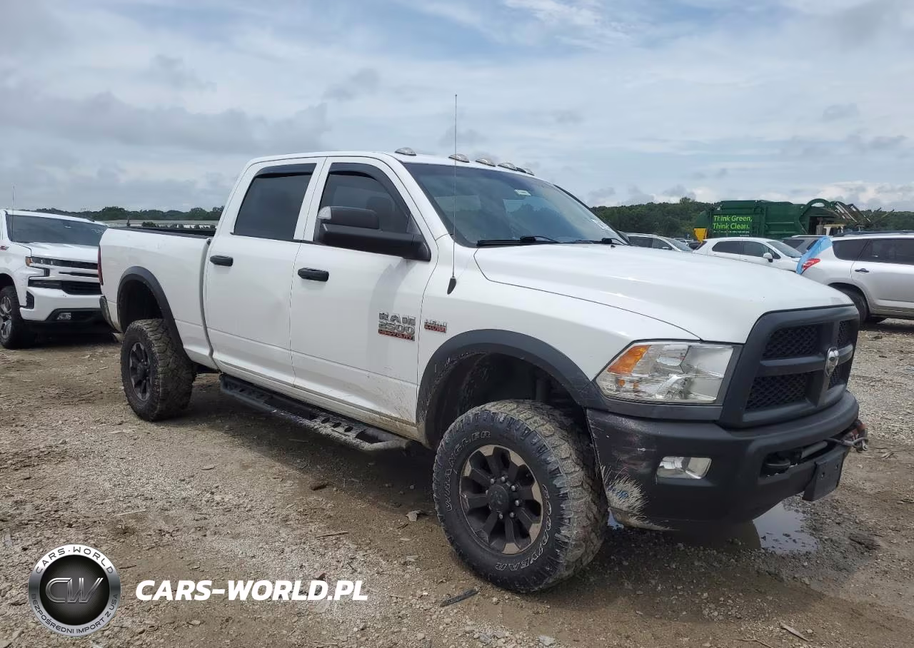 2018 Ram 2500 St VIN:3C6TR5CJ7JG339850 - 4