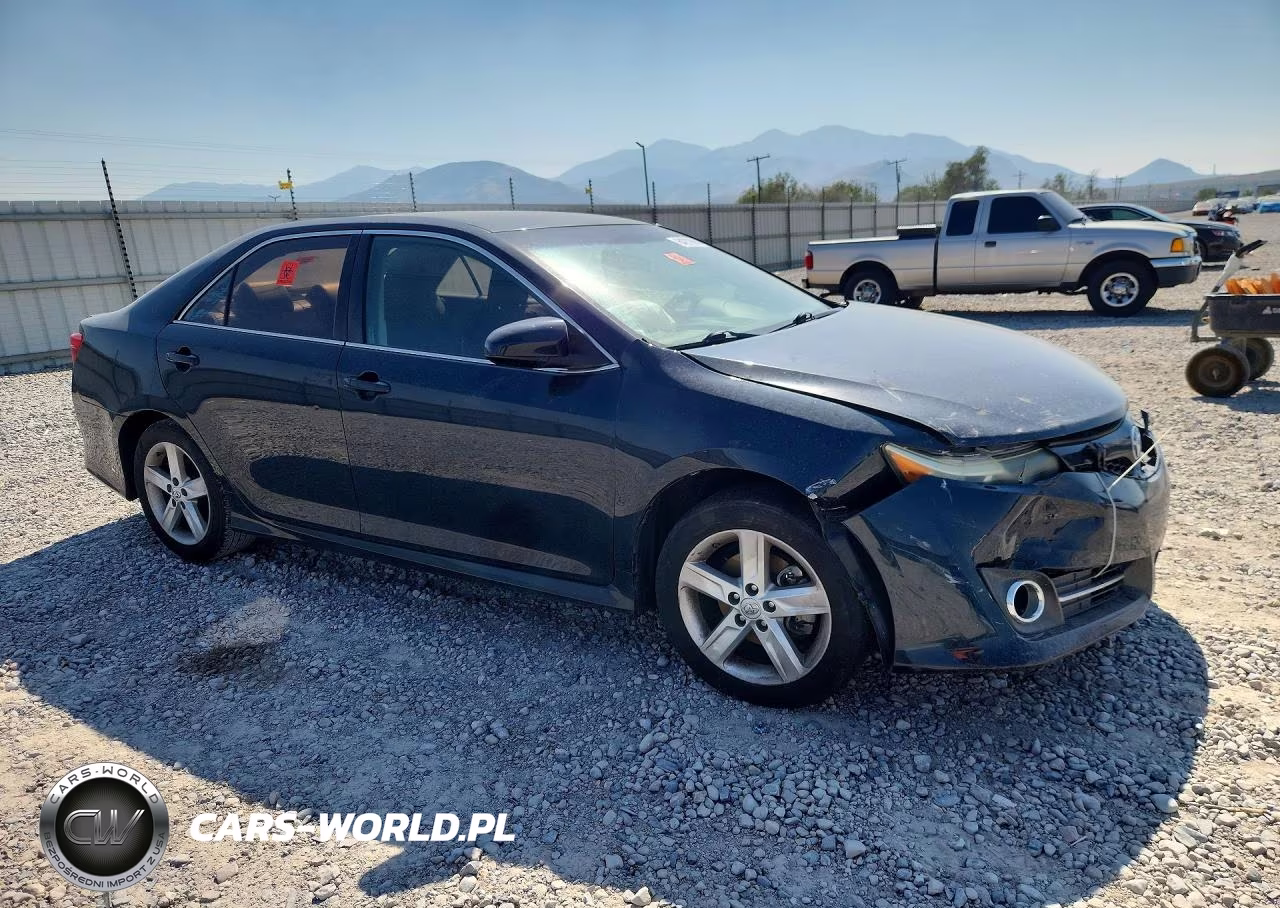 2014 TOYOTA CAMRY SE VIN:4T1BF1FK9EU456662 - 4