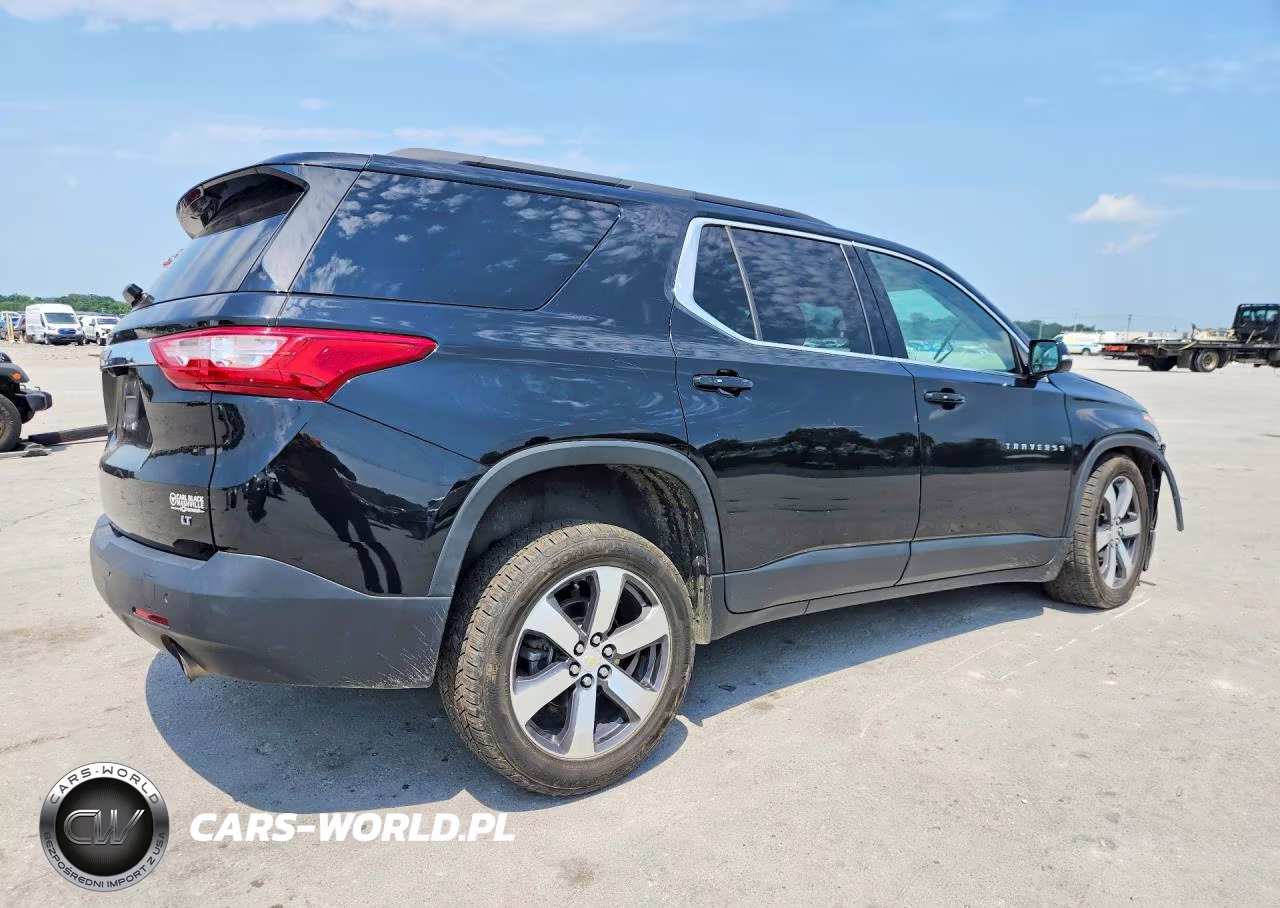 2020 Chevrolet Traverse Lt VIN:1GNERHKW3LJ317174 - 3