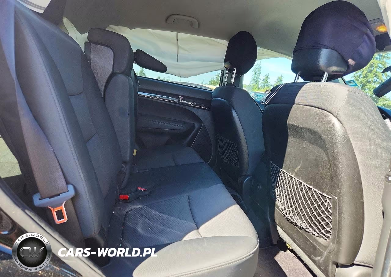 2012 Kia Sorento Lx VIN:5XYKT4A68CG211004 - 11