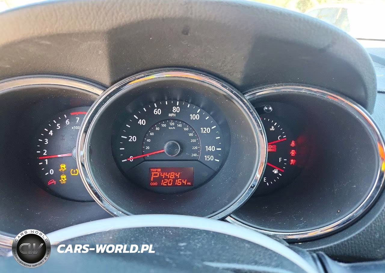 2012 Kia Sorento Lx VIN:5XYKT4A68CG211004 - 9
