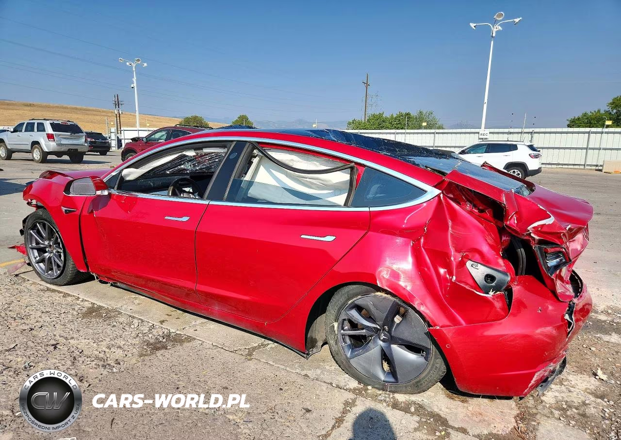 2020 Tesla Model 3 VIN:5YJ3E1EB0LF742158 - 2