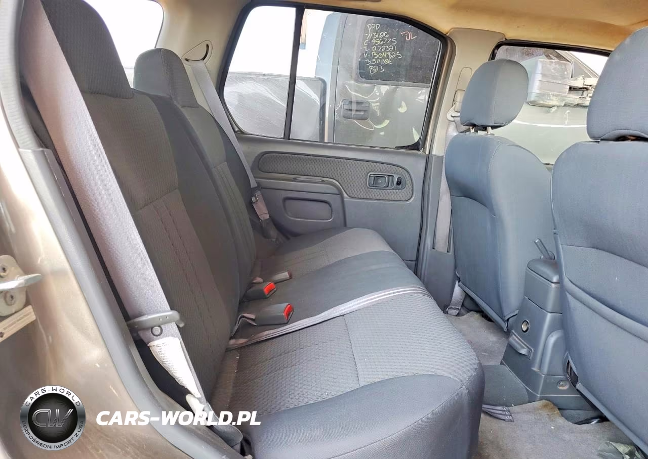 2004 Nissan Xterra Xe VIN:5N1ED28T44C674821 - 10