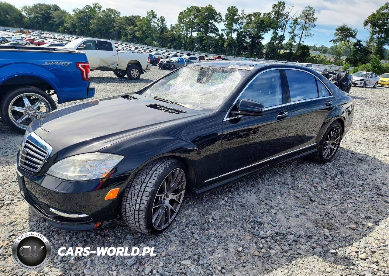 2013 Mercedes-Benz S 550