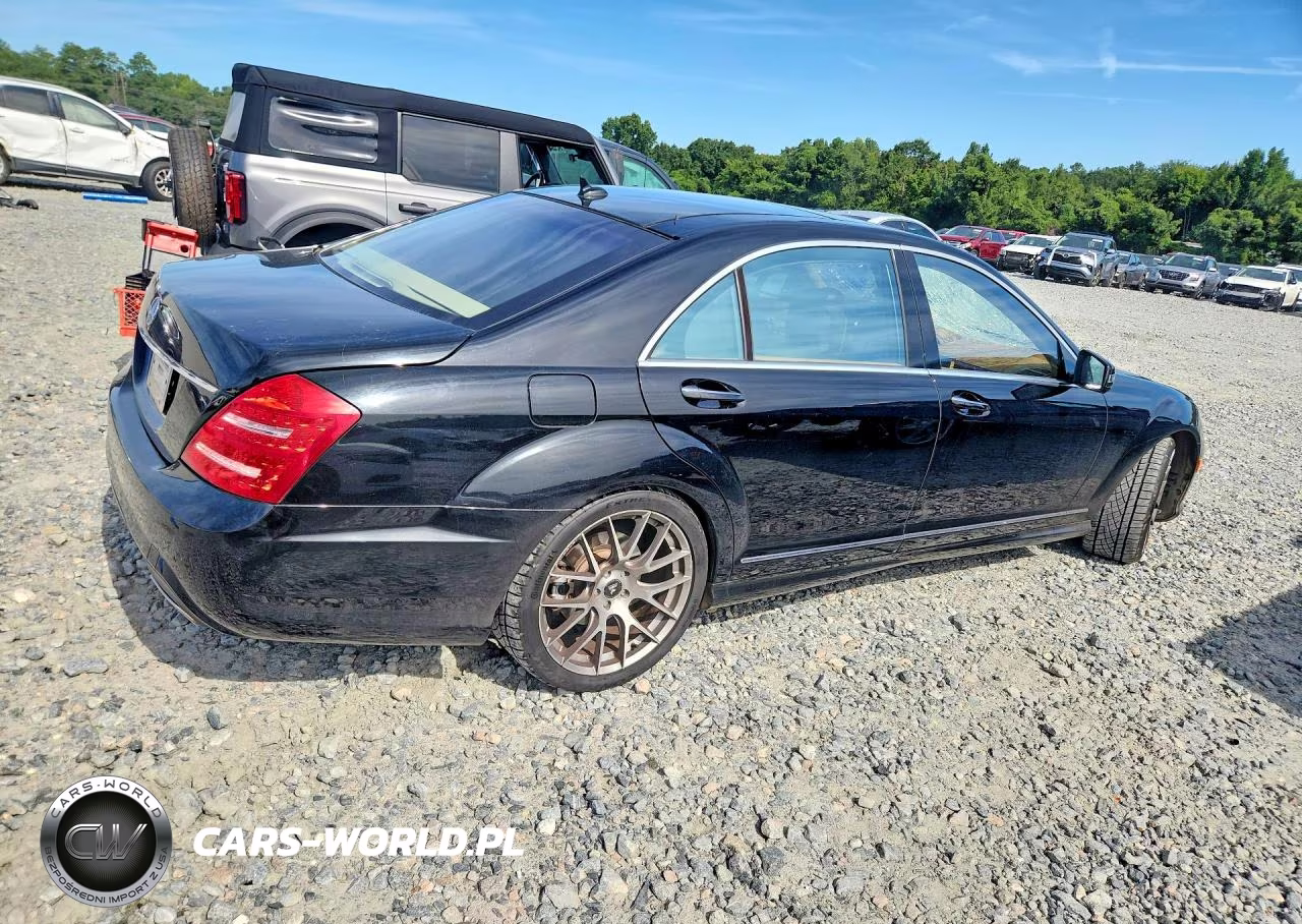 2013 Mercedes-Benz S 550 VIN:WDDNG7DB7DA512592 - 3