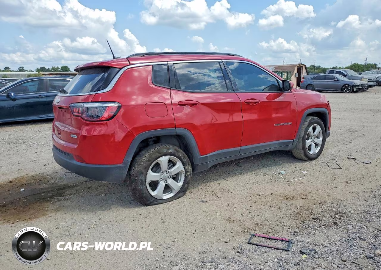 2021 Jeep Compass Latitude VIN:3C4NJDBBXMT520708 - 3