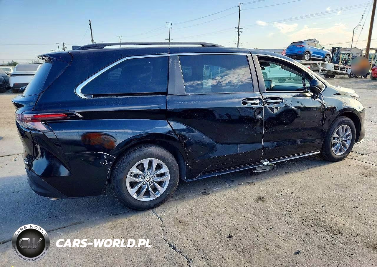 2024 Toyota Sienna Xle VIN:5TDYRKEC9RS215586 - 3