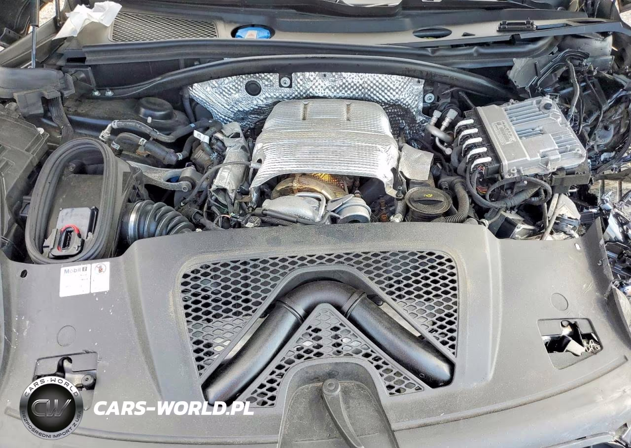 2020 Porsche Macan S VIN:WP1AB2A51LLB32870 - 12