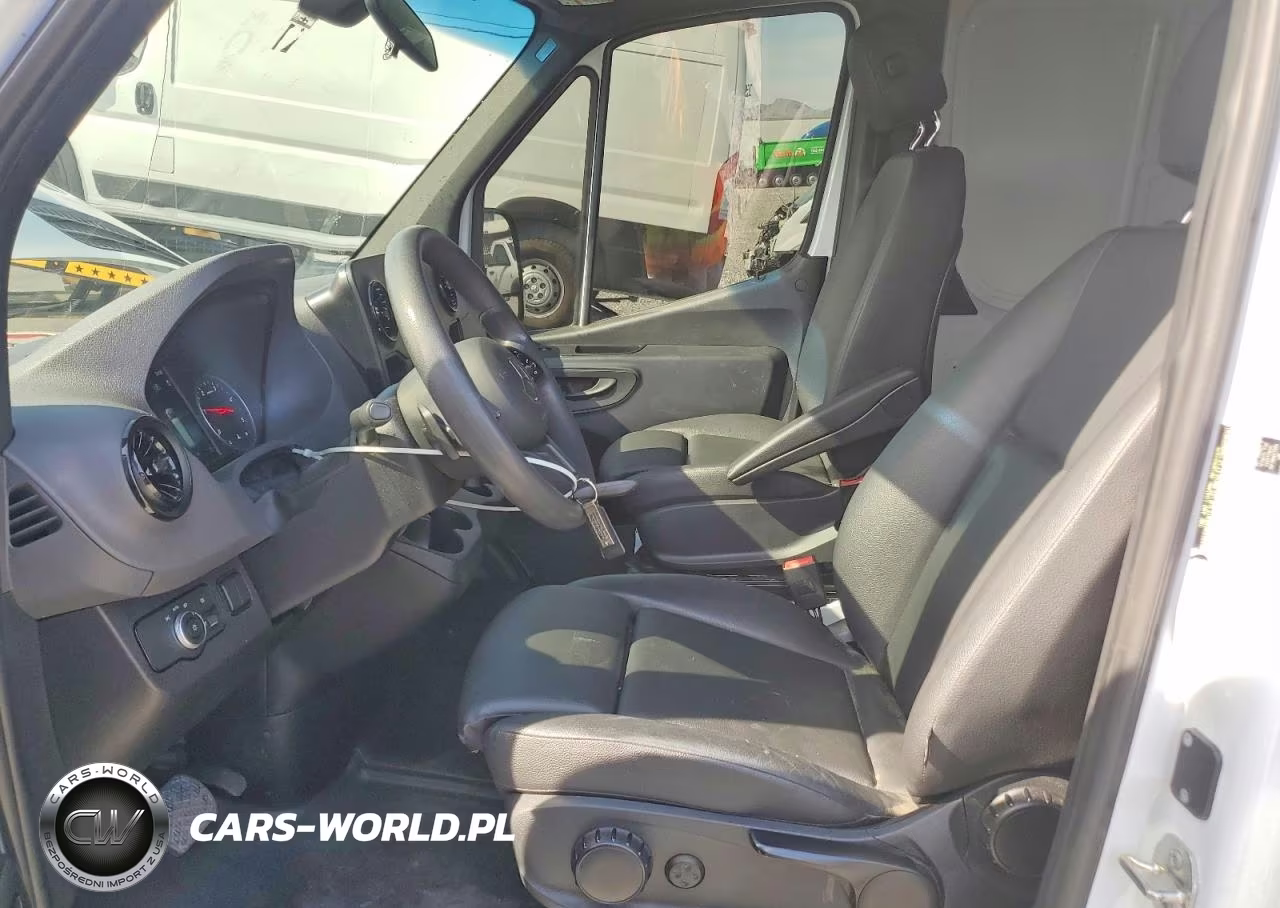 2024 Mercedes-Benz Sprinter 2500 Delivery Van VIN:W1Y4NDHYXRT175738 - 7