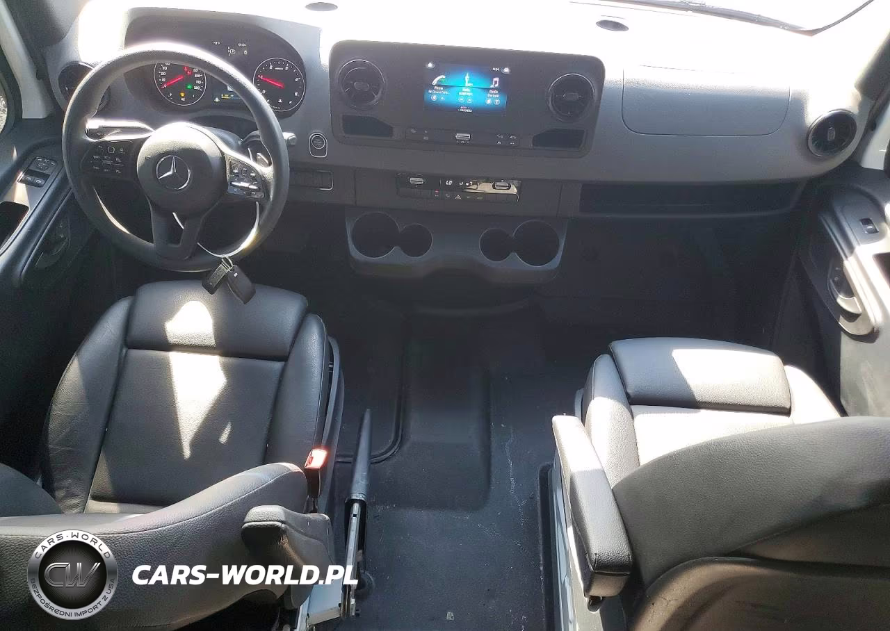 2024 Mercedes-Benz Sprinter 2500 Delivery Van VIN:W1Y4NDHYXRT175738 - 8