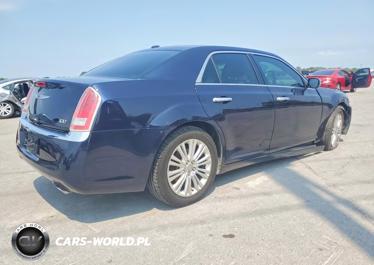 2012 Chrysler 300 Limited VIN:2C3CCAHG3CH313964 - 3