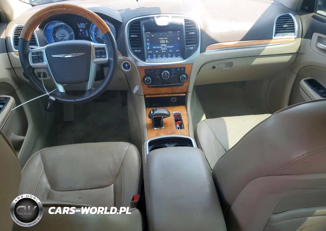 2012 Chrysler 300 Limited VIN:2C3CCAHG3CH313964 - 8