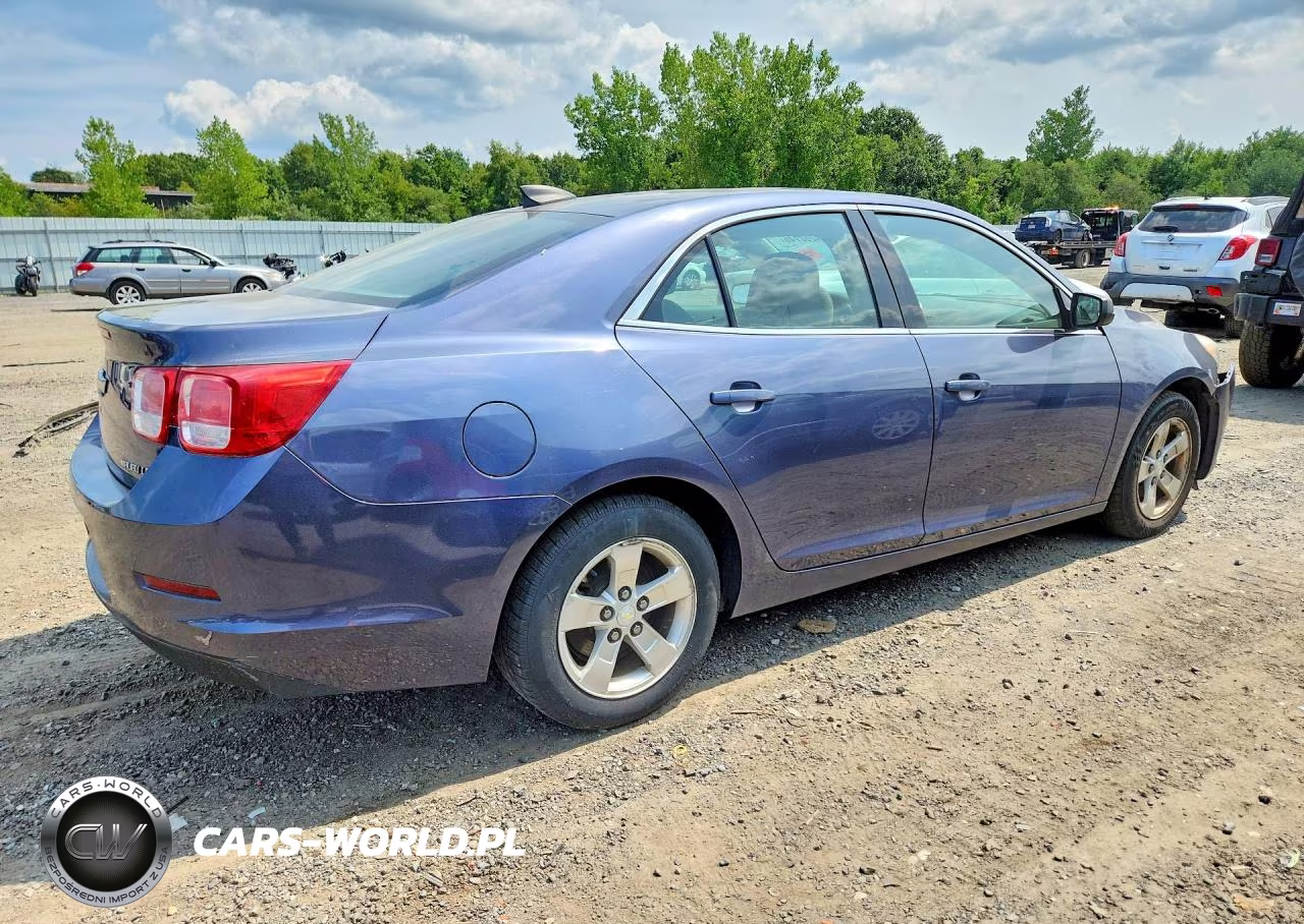 2015 Chevrolet Malibu Ls VIN:1G11B5SL2FF332880 - 3