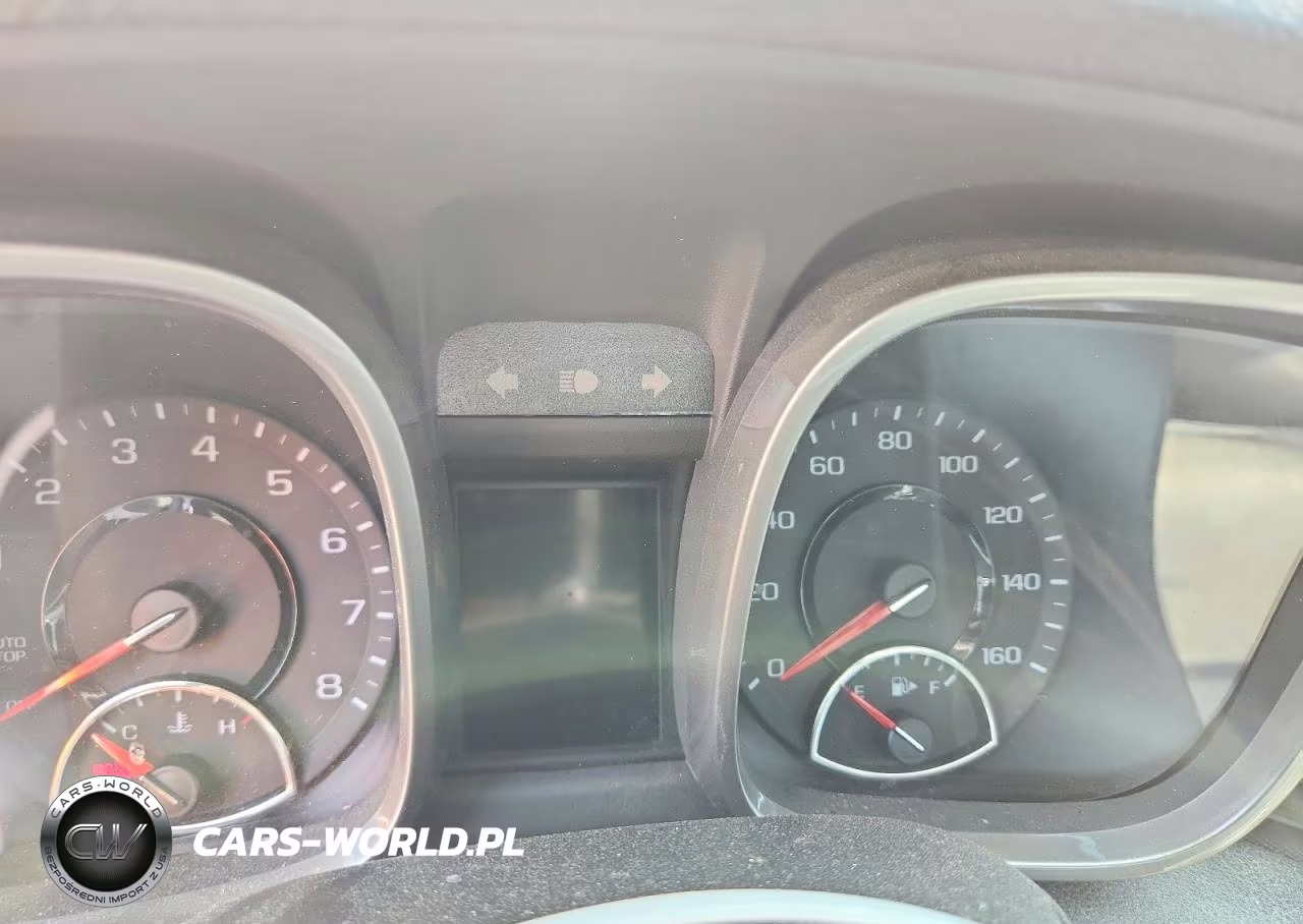 2015 Chevrolet Malibu Ls VIN:1G11B5SL2FF332880 - 9