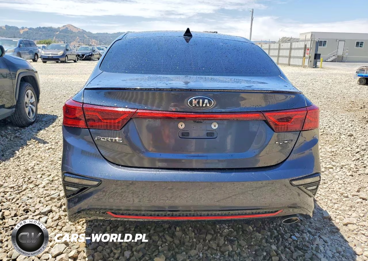 2021 Kia Forte Gt Line VIN:3KPF34AD4ME402871 - 6