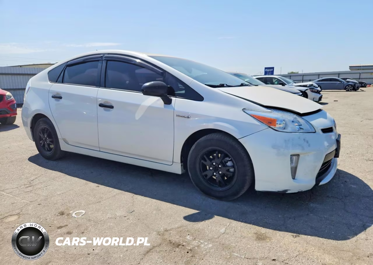 2012 Toyota Prius Two VIN:JTDKN3DU4C5415970 - 4