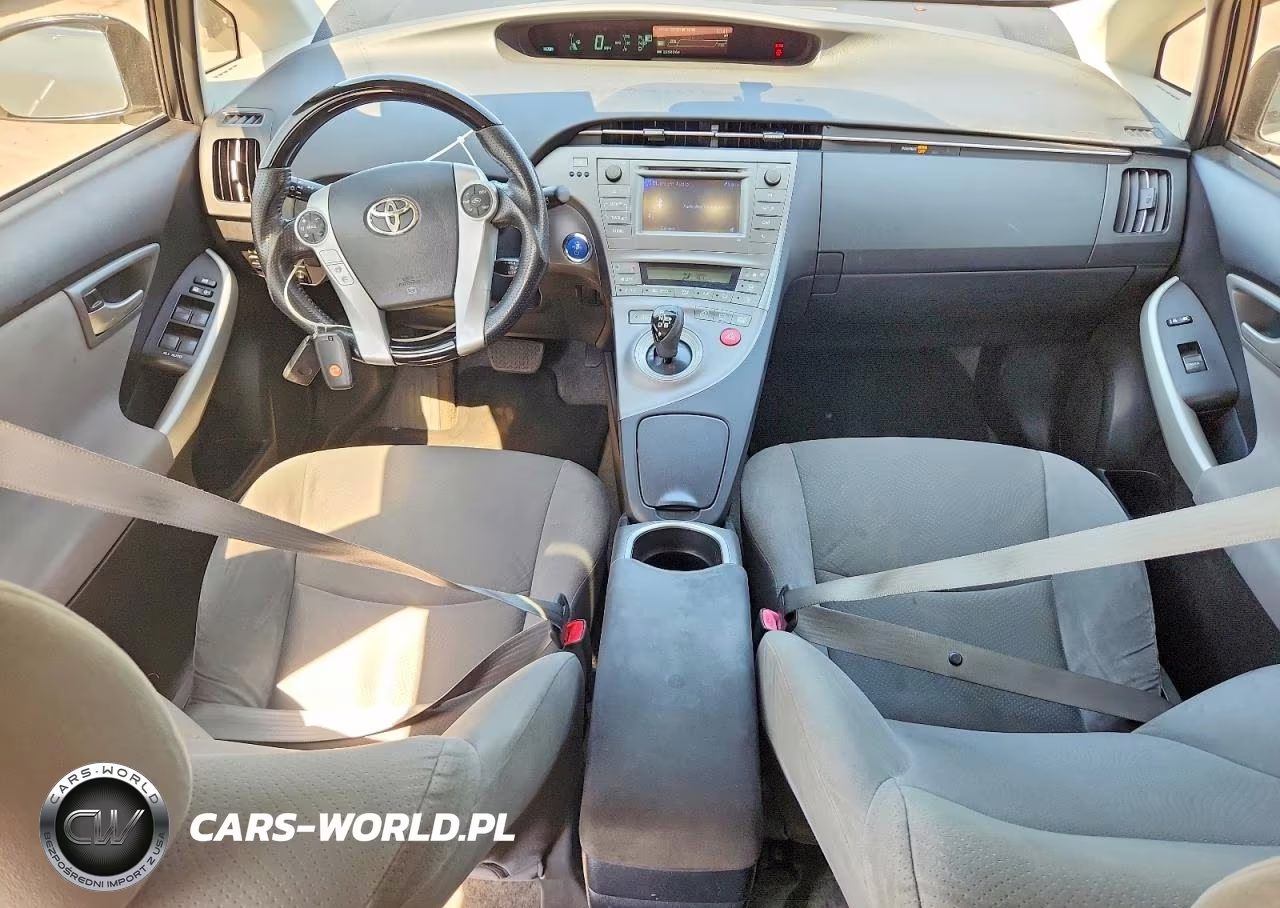 2012 Toyota Prius Two VIN:JTDKN3DU4C5415970 - 8