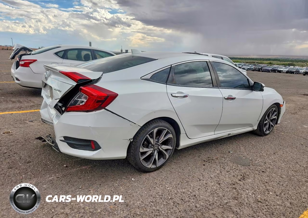 2019 Honda Civic Touring VIN:JHMFC1F99KX002335 - 3