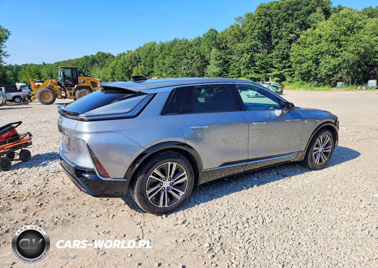 2024 Cadillac Lyriq Luxury VIN:1GYKPRRLXRZ115374 - 3