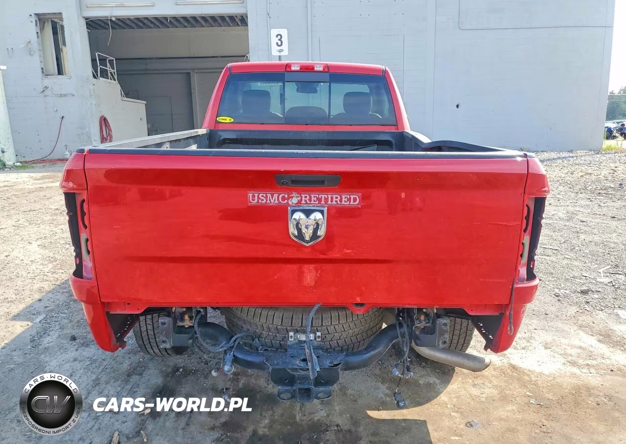 2021 Ram 1500 Classic Tradesman VIN:3C6JR6DG6MG710906 - 6