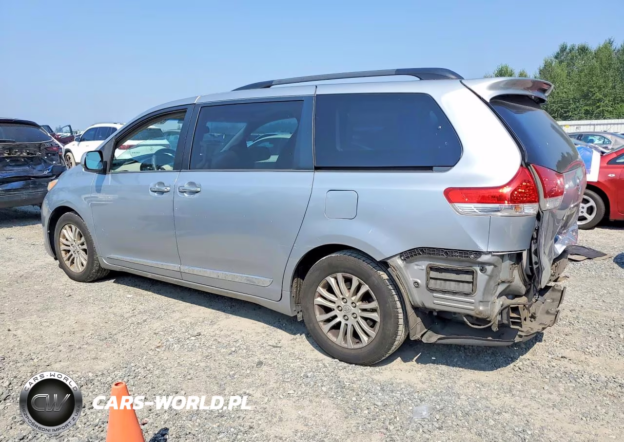 2014 Toyota Sienna Xle 8-Passenger VIN:5TDYK3DC3ES463550 - 2