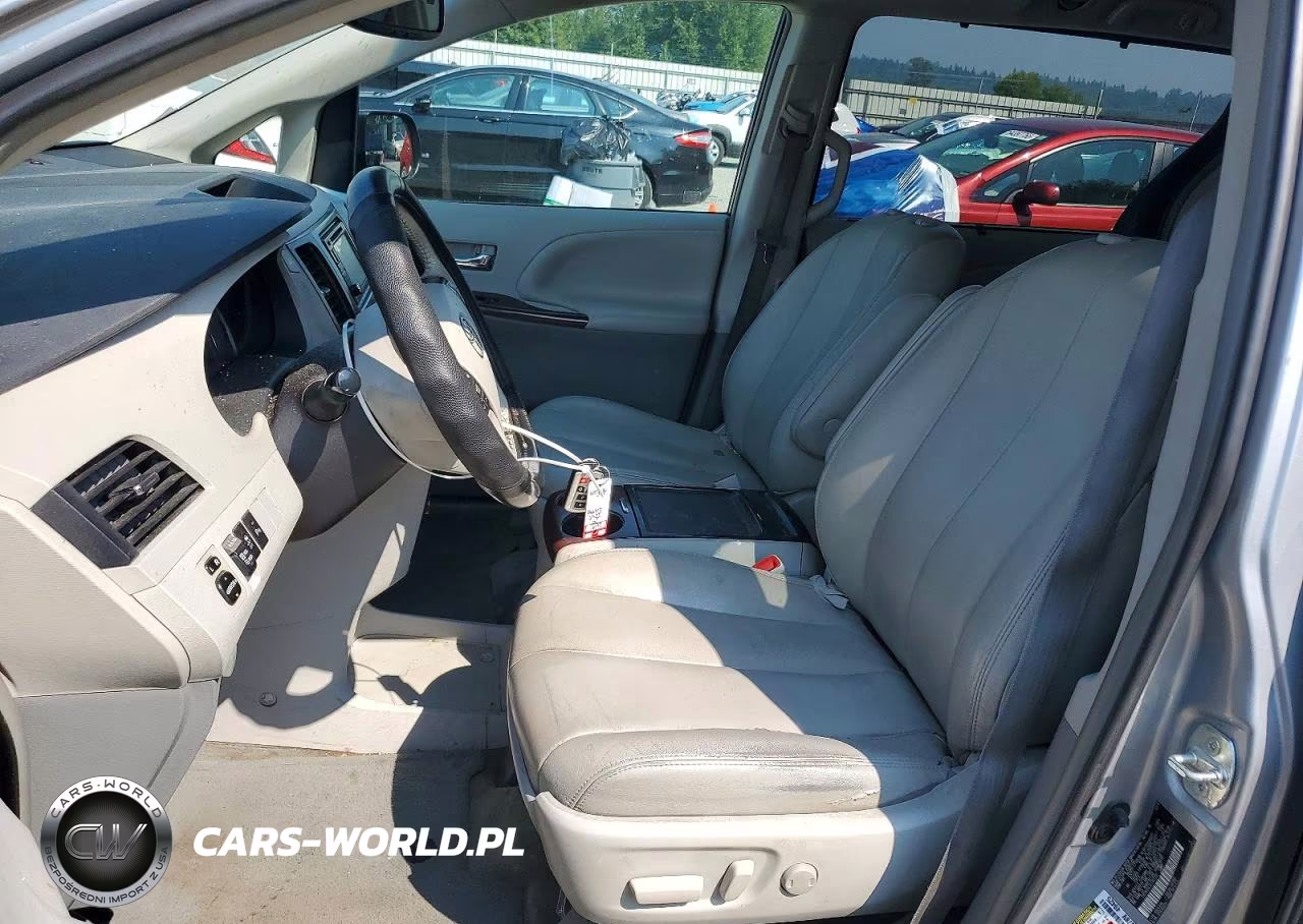 2014 Toyota Sienna Xle 8-Passenger VIN:5TDYK3DC3ES463550 - 7