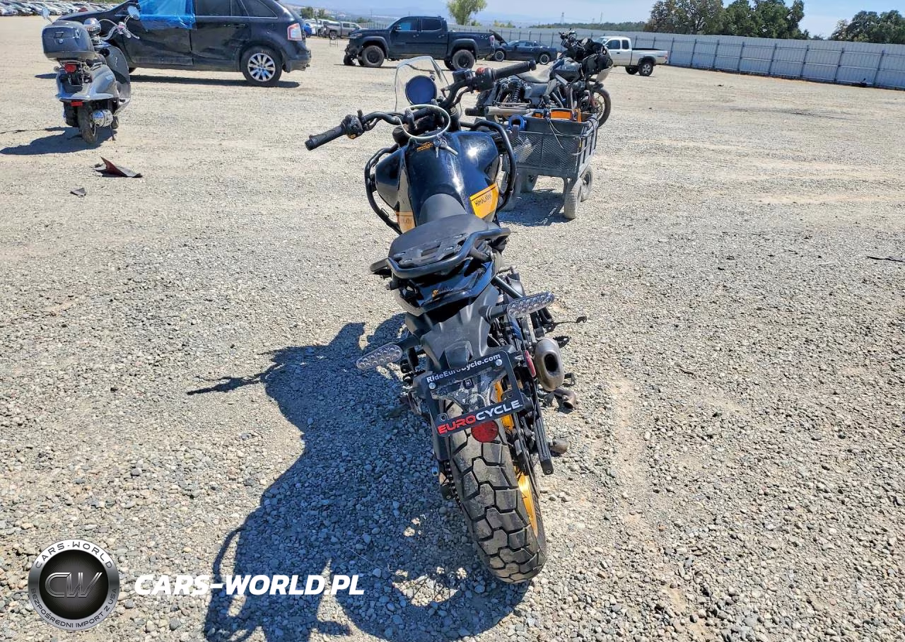2025 Royal Enfield Motors Himalayan 450 VIN:ME3BGK400SK503232 - 4