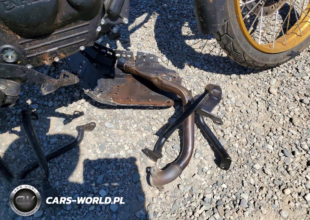 2025 Royal Enfield Motors Himalayan 450 VIN:ME3BGK400SK503232 - 9