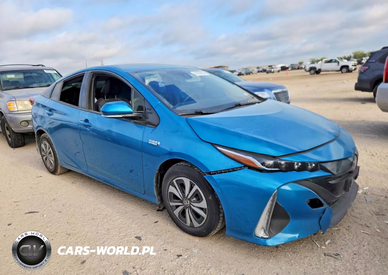 2019 Toyota Prius Prime Premium VIN:JTDKARFP4K3119444 - 4